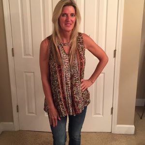 Beautiful multi patterned floral top